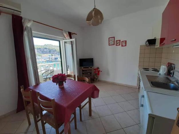 Apartmani Marta Marina Extérieur photo