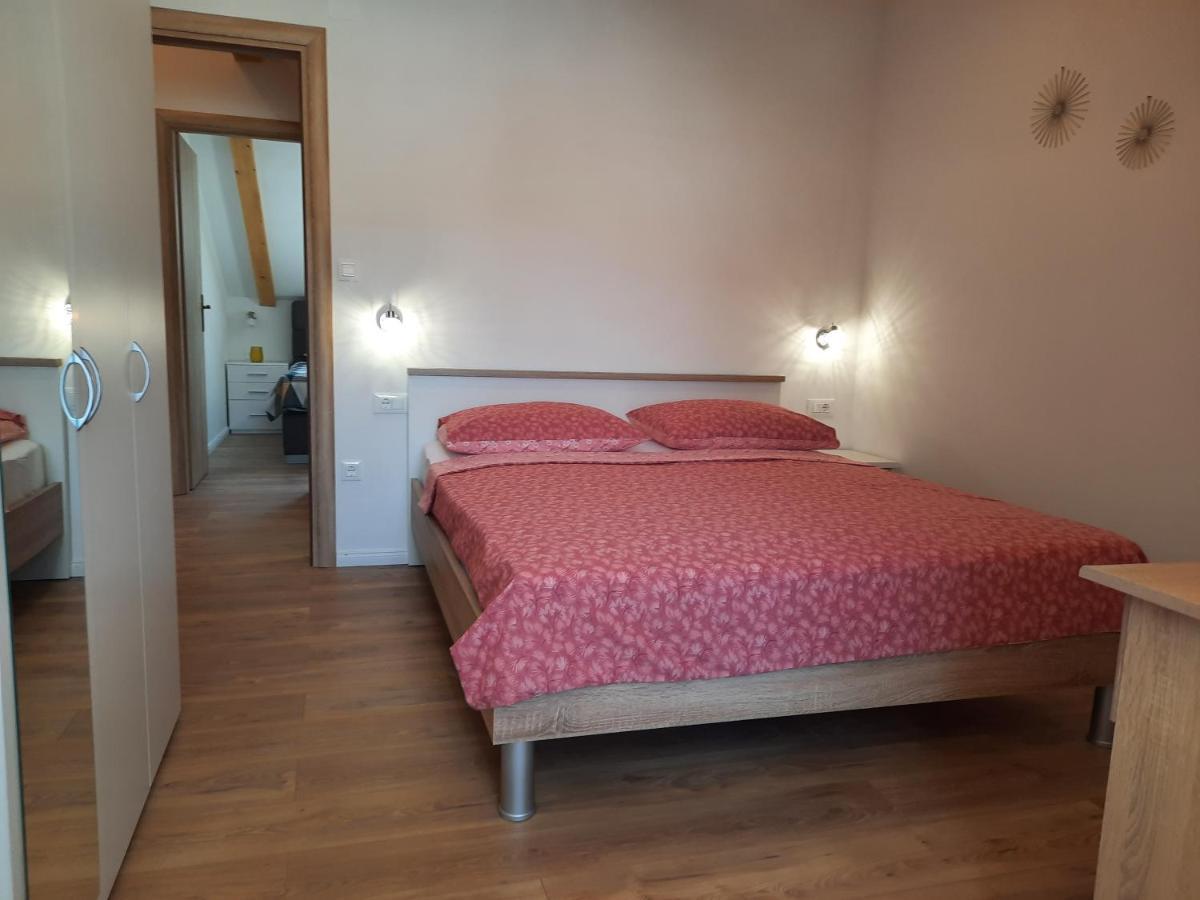 Apartmani Marta Marina Extérieur photo