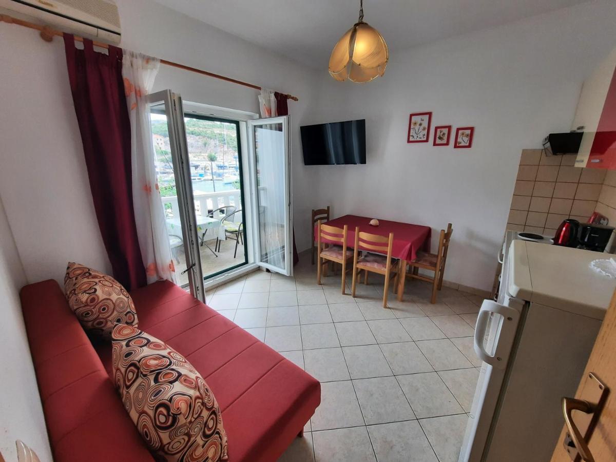 Apartmani Marta Marina Extérieur photo